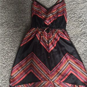 Chic Black and Pink Women’s Medium Chevron Dress